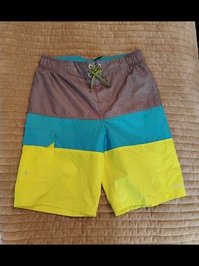 Gerry Weber Aqua Waist and Gray Shorts with Striped Drawcord